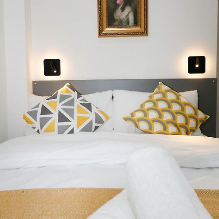New Luxury Apartments In Central London Next To Shops, Cafes, Bars & Metro Εξωτερικό φωτογραφία