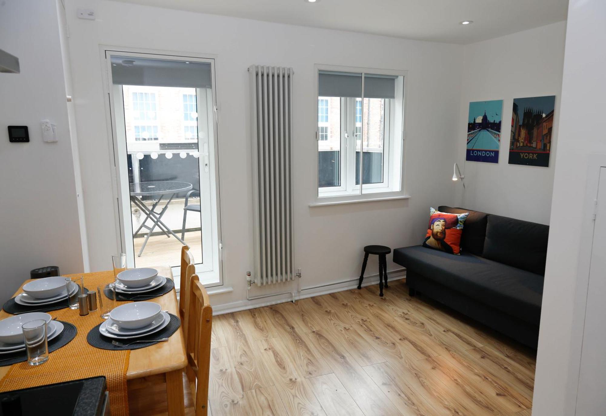 New Luxury Apartments In Central London Next To Shops, Cafes, Bars & Metro Εξωτερικό φωτογραφία