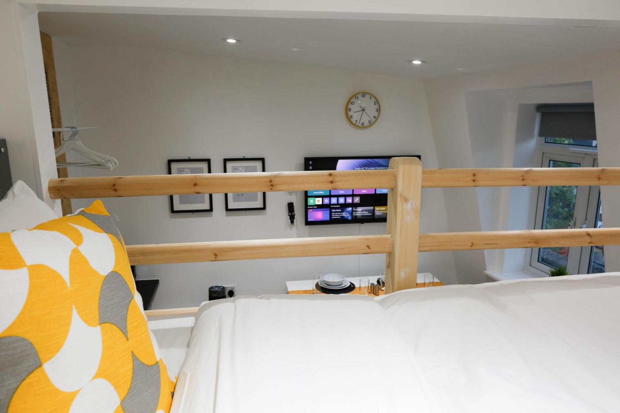 New Luxury Apartments In Central London Next To Shops, Cafes, Bars & Metro Εξωτερικό φωτογραφία