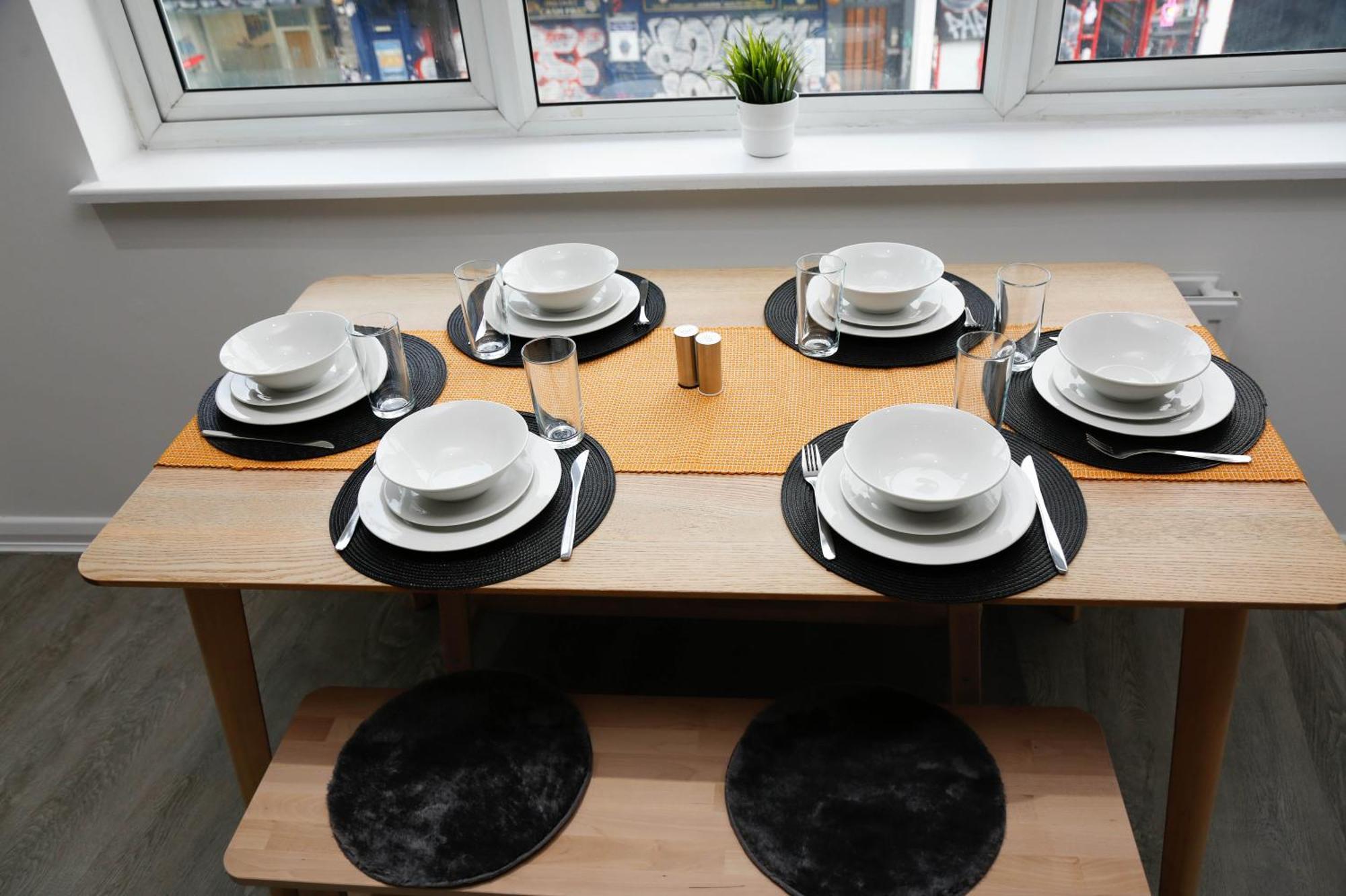 New Luxury Apartments In Central London Next To Shops, Cafes, Bars & Metro Εξωτερικό φωτογραφία
