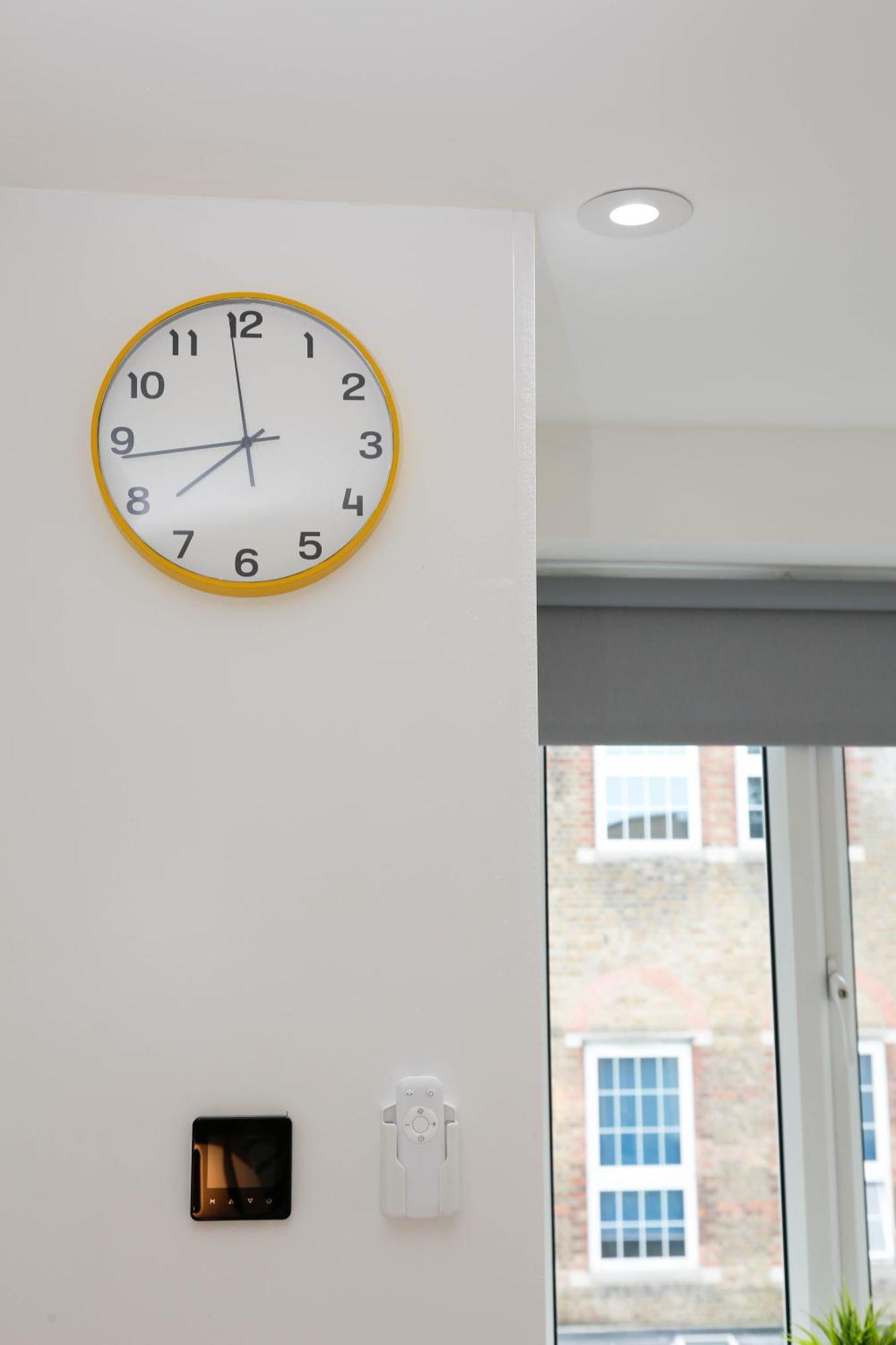 New Luxury Apartments In Central London Next To Shops, Cafes, Bars & Metro Εξωτερικό φωτογραφία