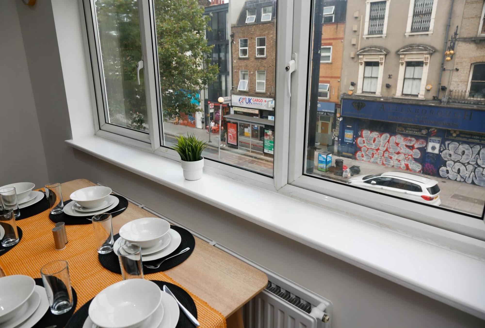 New Luxury Apartments In Central London Next To Shops, Cafes, Bars & Metro Εξωτερικό φωτογραφία